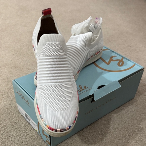 Life Stride White Knit Slip-On Shoe - Picture 2 of 10